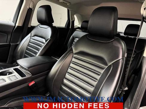 Used 2024 Ford Edge SEL AWD/4WD image 13