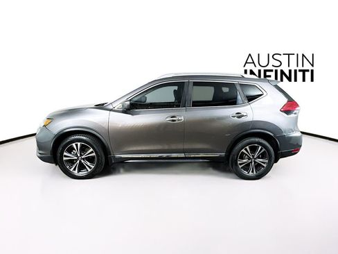 Used 2017 Nissan Rogue SL w/ SL Premium Package image 4