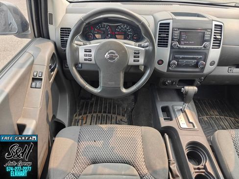 Used 2017 Nissan Frontier SV AWD/4WD image 4