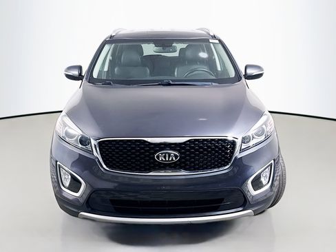 Used 2018 Kia Sorento EX FWD image 2