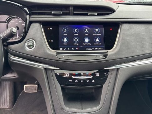Certified 2023 Cadillac XT5 Sportv AWD/4WD image 13
