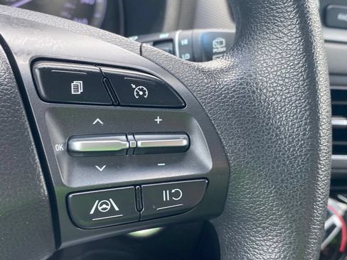 Used 2023 Hyundai Kona SEL FWD image 27