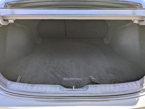 Used 2024 Hyundai Elantra SEL w/ Convenience Package FWD image 11