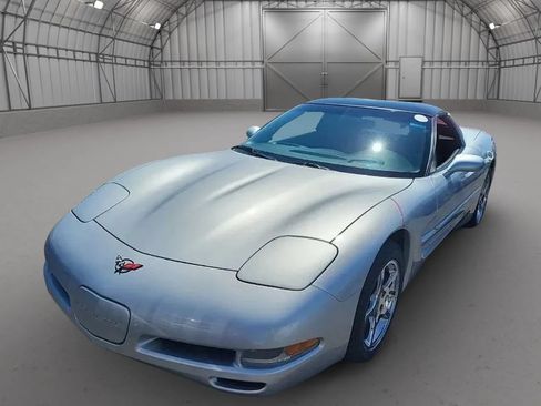 Used 2001 Chevrolet Corvette Coupe w/ Preferred Equipment Group2 RWD image 14