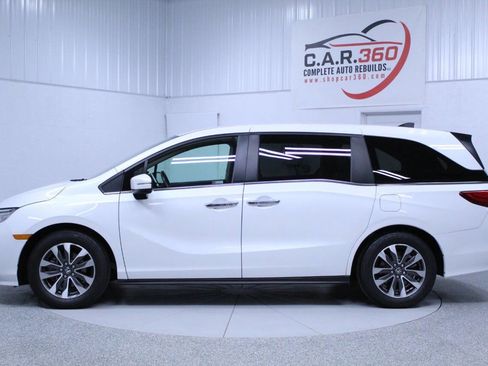 Used 2022 Honda Odyssey EX-L image 3