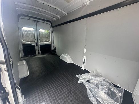 Used 2024 Ford Transit 350 148 High Roof Extended RWD image 5