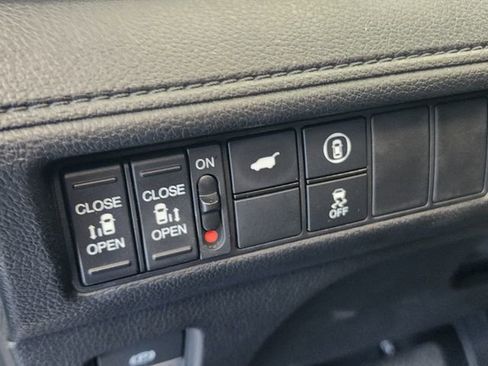 Used 2024 Honda Odyssey Sport image 26