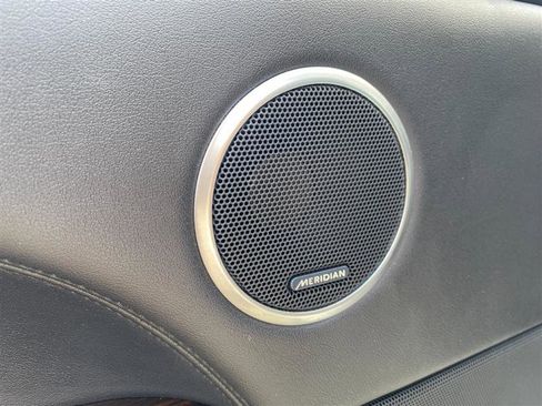 Used 2017 Land Rover Range Rover image 23