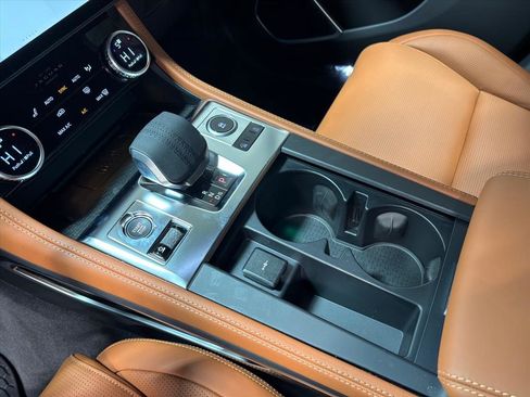 New 2026 Jaguar F-PACE R-Dynamic S image 13