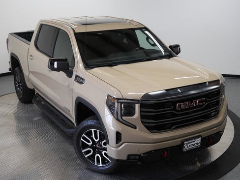 Used 2022 GMC Sierra 1500 AT4 w/ AT4 Premium Package image 42