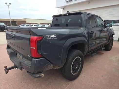 Used 2024 Toyota Tacoma TRD Off-Road image 2