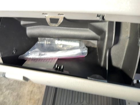 Used 1995 GMC Yukon SLE image 79