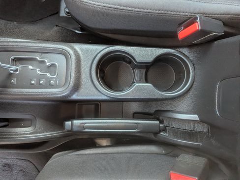 Used 2015 Jeep Wrangler Unlimited Sport w/ Quick Order Package 24S image 26