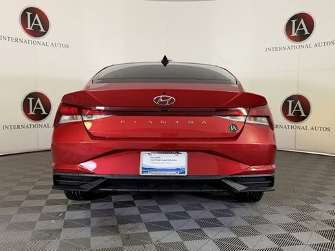 Certified 2021 Hyundai Elantra SEL w/ Convenience Package image 7