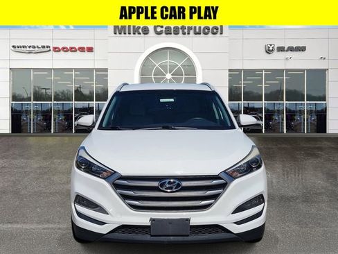 Used 2017 Hyundai Tucson SE AWD/4WD image 2