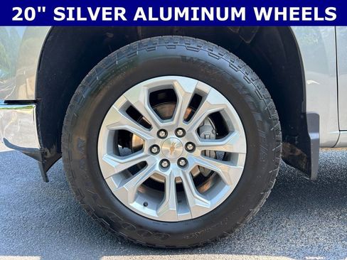 Used 2025 Chevrolet Silverado 1500 LTZ AWD/4WD image 7