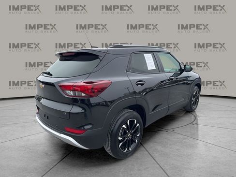 Used 2023 Chevrolet TrailBlazer LT w/ Convenience Package image 5