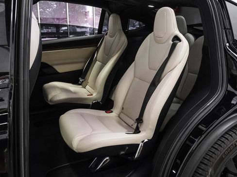 Used 2023 Tesla Model X AWD/4WD image 42