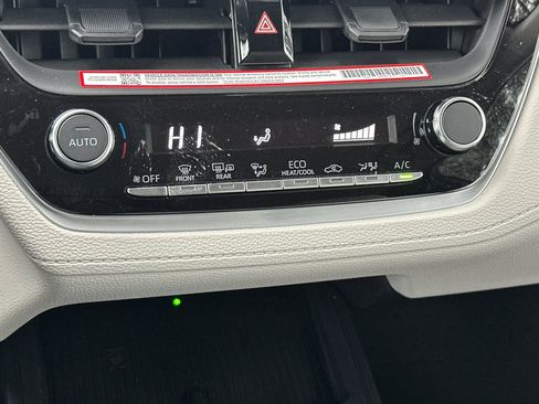 New 2026 Toyota Corolla Cross LE FWD image 24