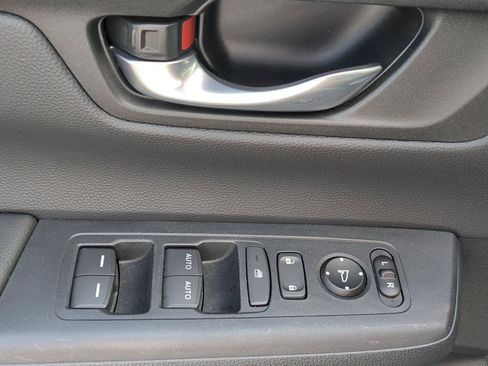 Used 2023 Honda CR-V EX image 12