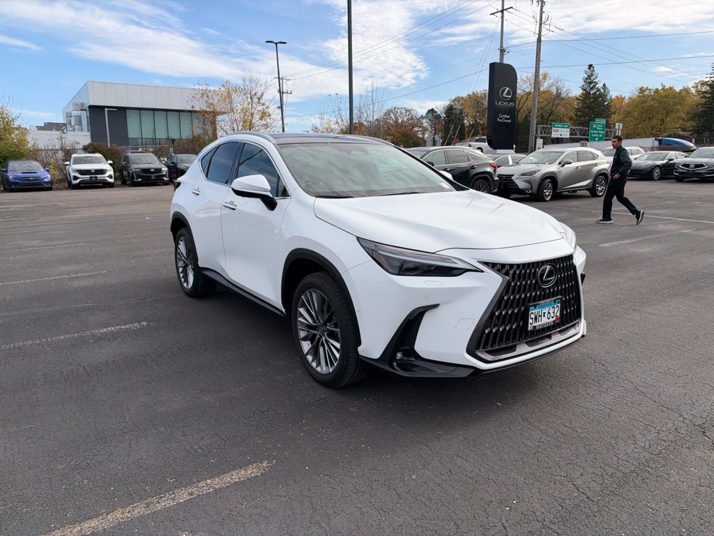 Used 2026 Lexus NX 350 AWD w/ Accessory Package (2T) image 16