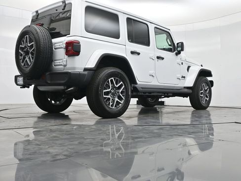 New 2026 Jeep Wrangler Sahara image 47
