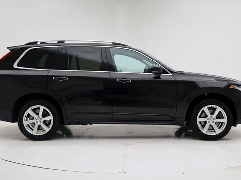 Used 2016 Volvo XC90 T8 Momentum w/ Vision Package AWD/4WD image 3