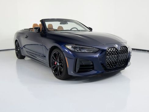 Used 2024 BMW 440i xDrive Convertible w/ Premium Package image 12