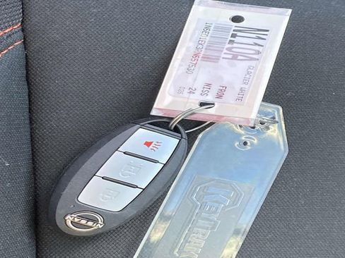 Used 2024 Nissan Frontier PRO-4X w/ Off-Road Protection Package AWD/4WD image 33