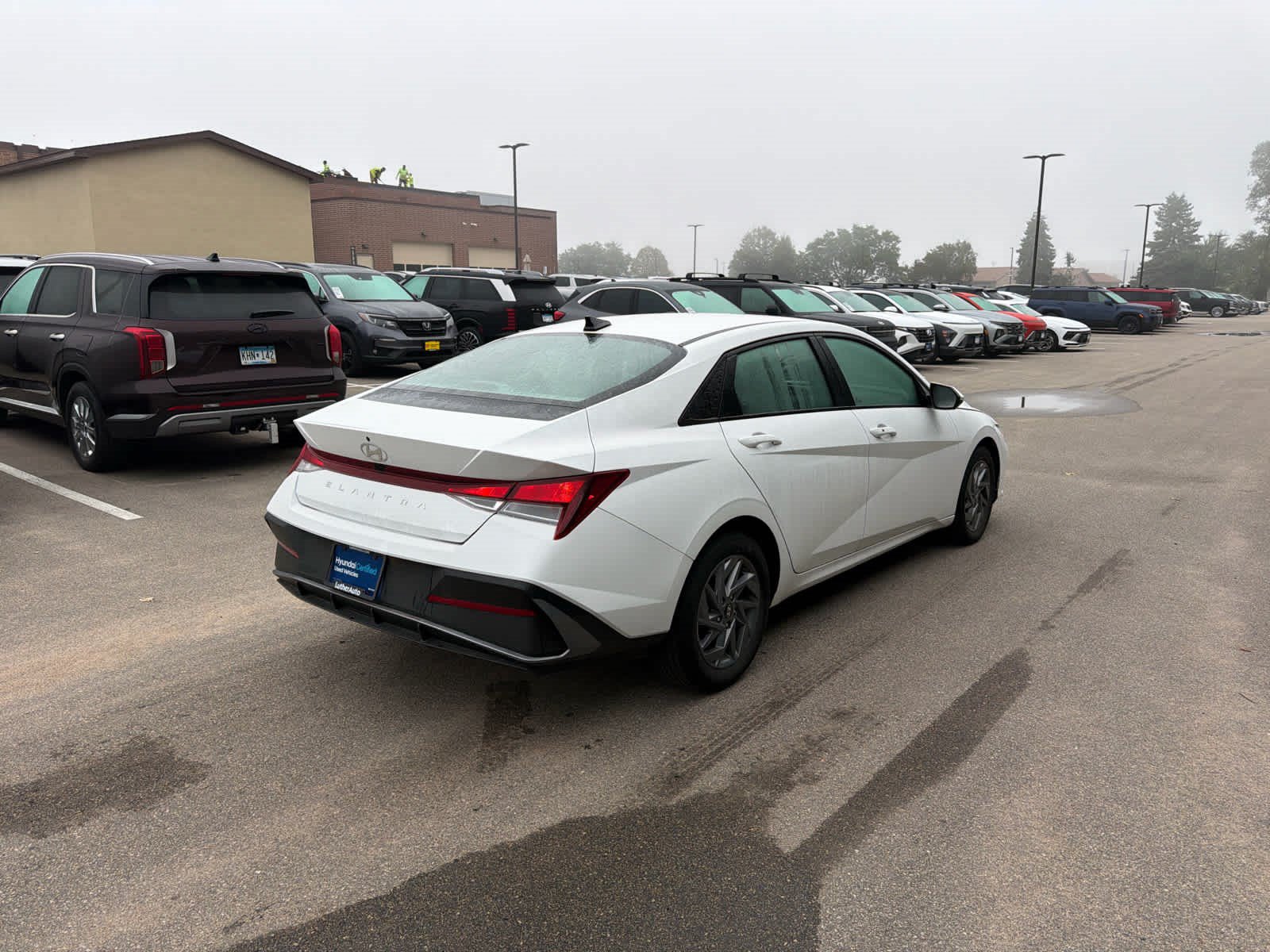Certified 2024 Hyundai Elantra SEL FWD image 2