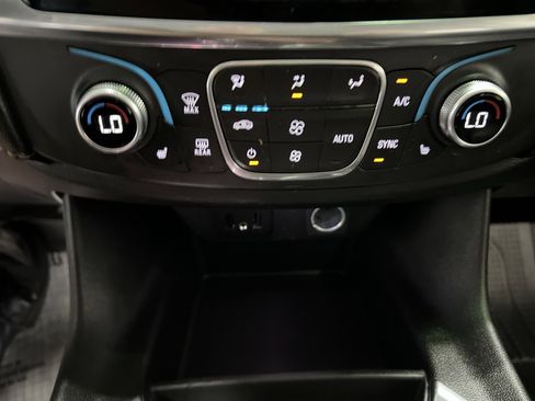 Certified 2019 Chevrolet Traverse RS image 22