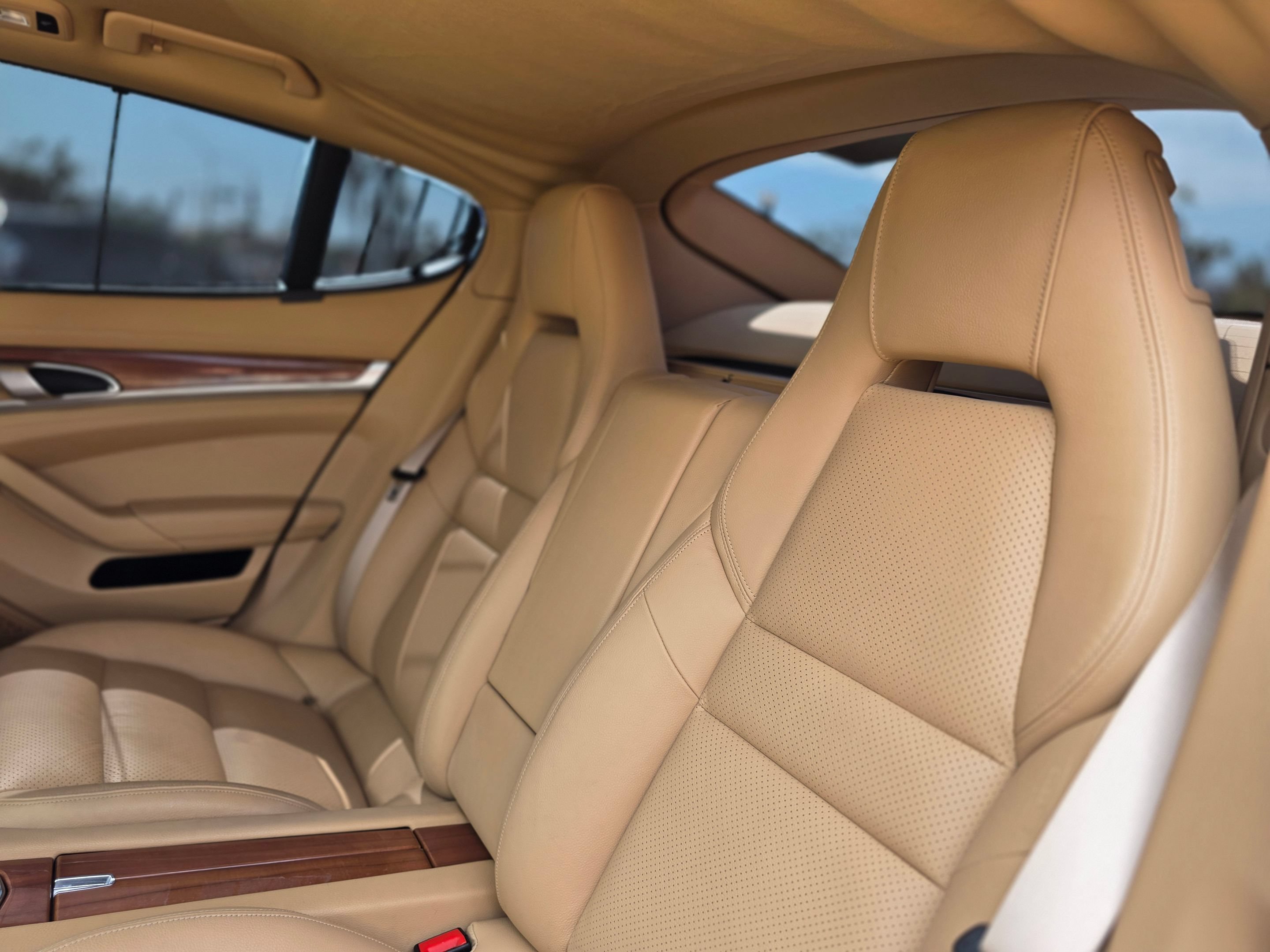 Used 2012 Porsche Panamera 4 w/ Premium Pkg Plus AWD/4WD image 20