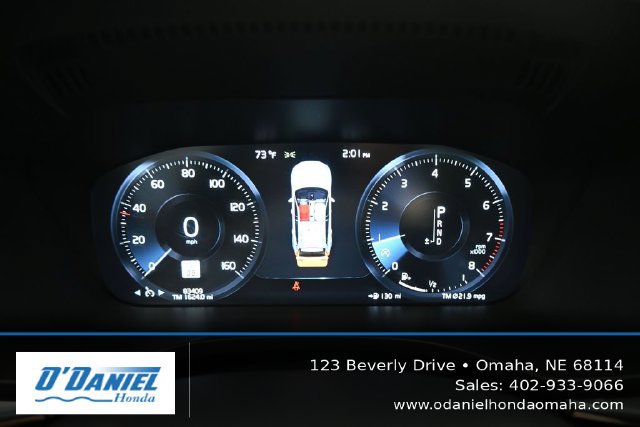 Used 2021 Volvo XC60 T5 Momentum AWD/4WD image 28
