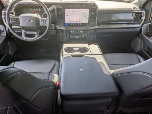 Used 2024 Ford F250 Lariat w/ Tremor Off-Road Package AWD/4WD image 18