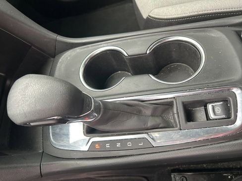 Certified 2024 Chevrolet Equinox LS image 19