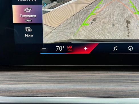 New 2026 BMW X7 xDrive40i w/ M Sport Package image 16