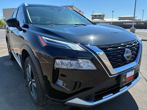 Certified 2023 Nissan Rogue Platinum FWD image 8