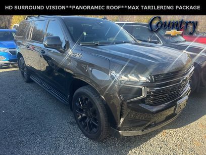 Used 2022 Chevrolet Suburban RST w/ Luxury Package