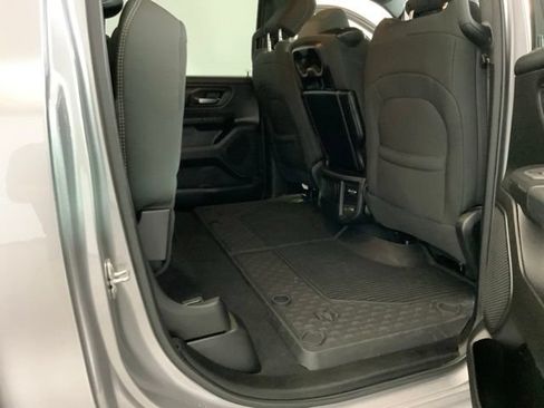 Used 2025 RAM 1500 Warlock AWD/4WD image 30