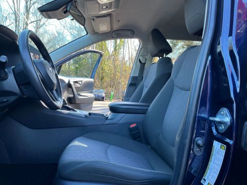 Used 2024 Toyota RAV4 XLE w/ Weather Package image 27