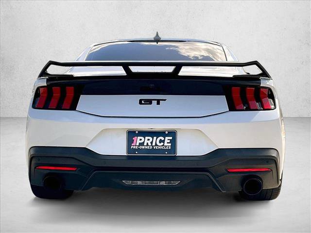 Used 2024 Ford Mustang GT Premium RWD image 4