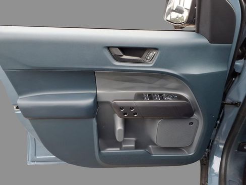 New 2026 Ford Maverick Lariat w/ Black Appearance Package image 16