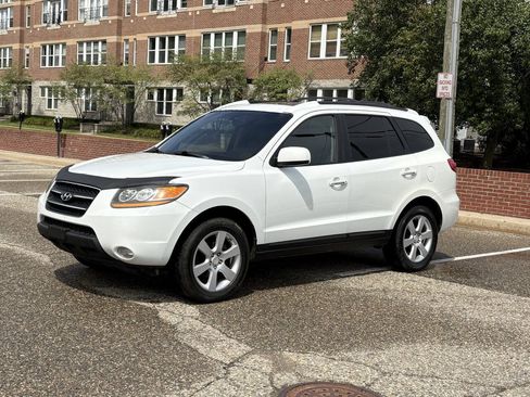 Used 2009 Hyundai Santa Fe Limited AWD/4WD image 2