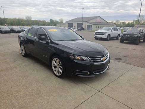 Used 2017 Chevrolet Impala LT w/ Leather Package FWD image 4