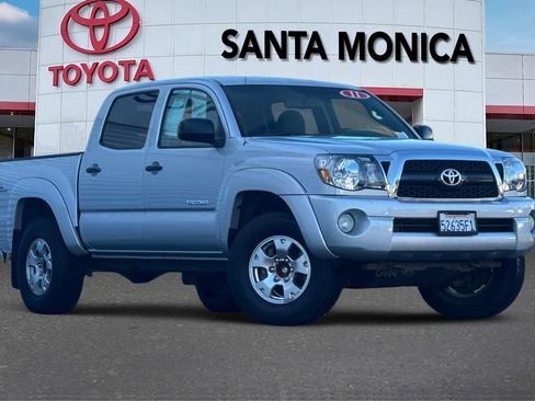 Used 2011 Toyota Tacoma PreRunner w/ TRD Off-Road Pkg w/JBL Audio image 1