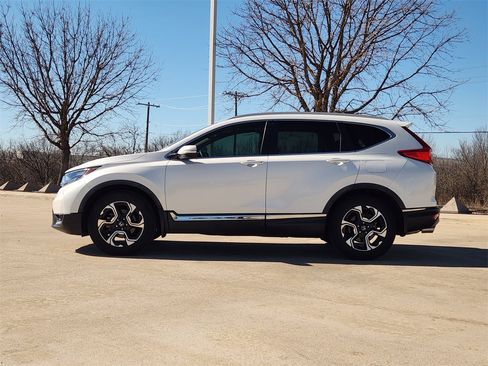 Used 2019 Honda CR-V Touring image 4