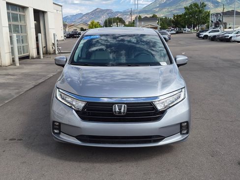 Used 2024 Honda Odyssey EX-L image 11