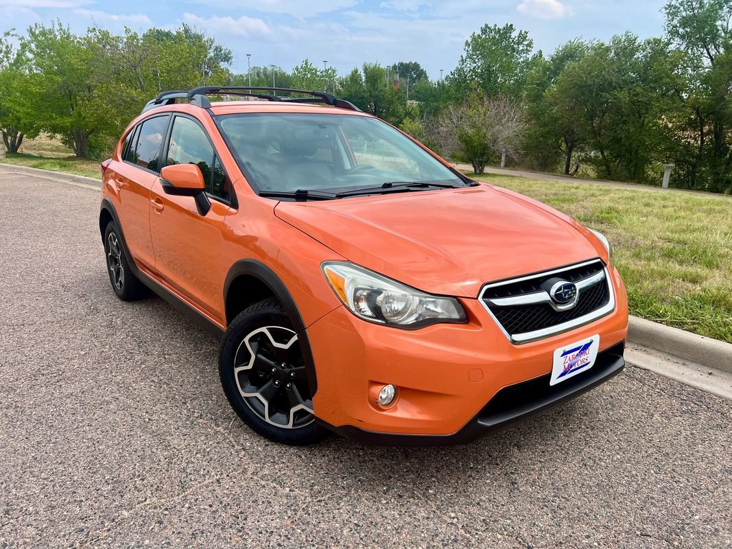 Used 2015 Subaru Crosstrek 2.0i Limited w/ Popular Package #2 AWD/4WD image 1