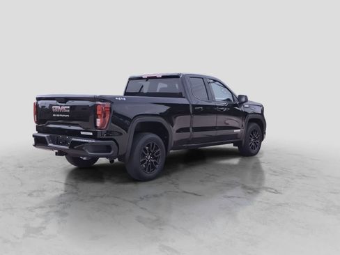 Used 2025 GMC Sierra 1500 Elevation AWD/4WD image 8