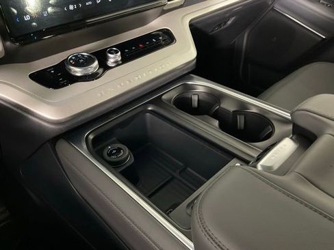 New 2026 Ford Expedition Active image 20